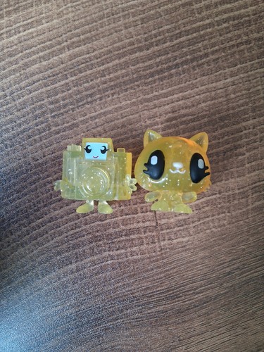 Glittery yellow moshi - glittery,